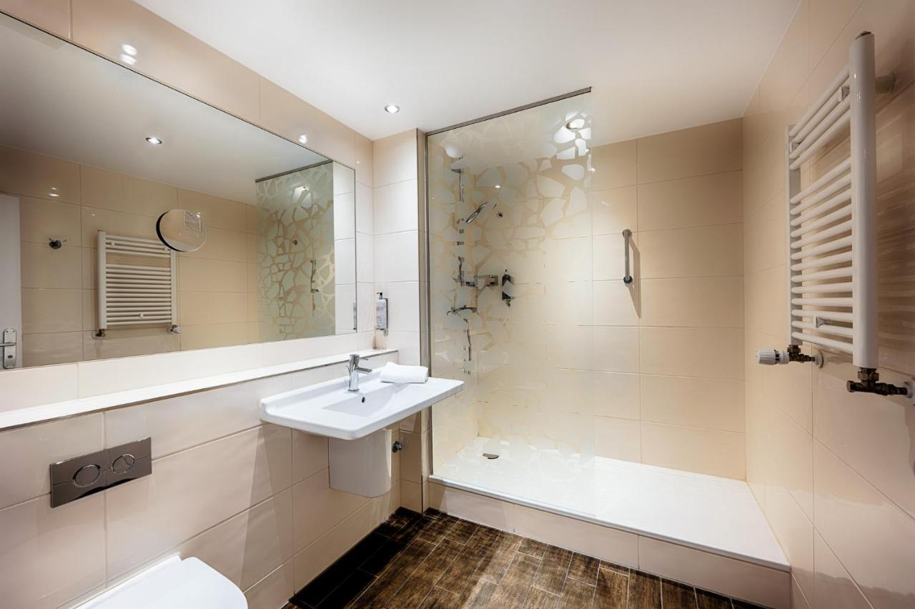 Premier Inn Stuttgart Bad Cannstatt Buitenkant foto