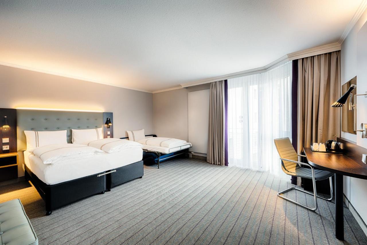 Premier Inn Stuttgart Bad Cannstatt Buitenkant foto