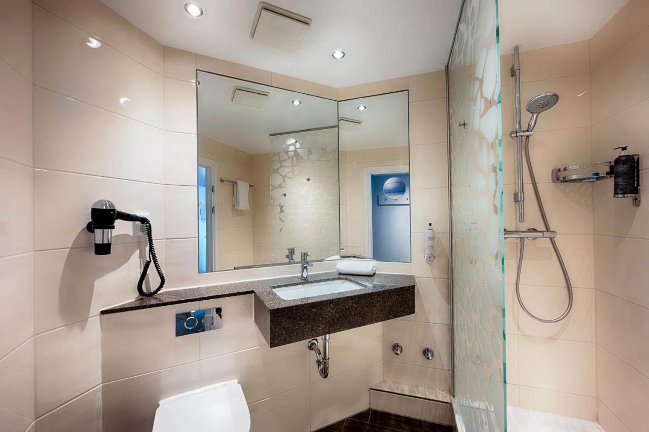 Premier Inn Stuttgart Bad Cannstatt Buitenkant foto
