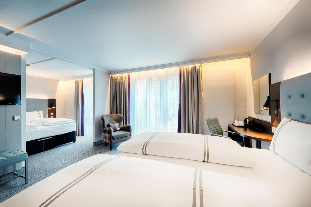 Premier Inn Stuttgart Bad Cannstatt Buitenkant foto