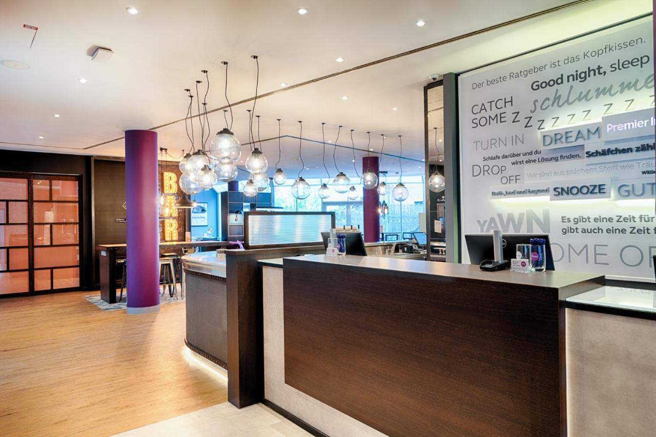 Premier Inn Stuttgart Bad Cannstatt Buitenkant foto